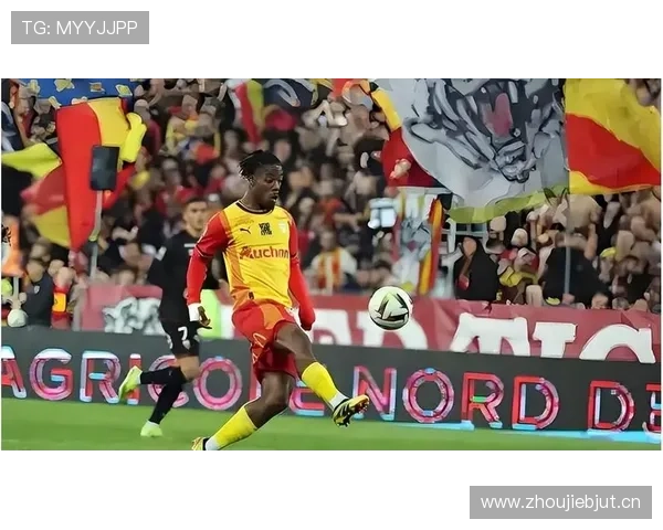 瓦伦西亚当前赛季保级形势变化,球队表现稳定性面临考验 瓦伦西亚当前赛季保级形势变化,球队表现稳定性面临考验