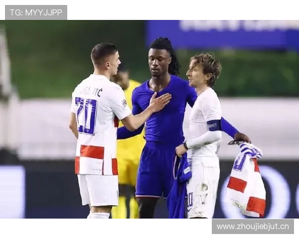 卡马文加 vs 莫德里奇：中场经验与比赛掌控力差距在哪